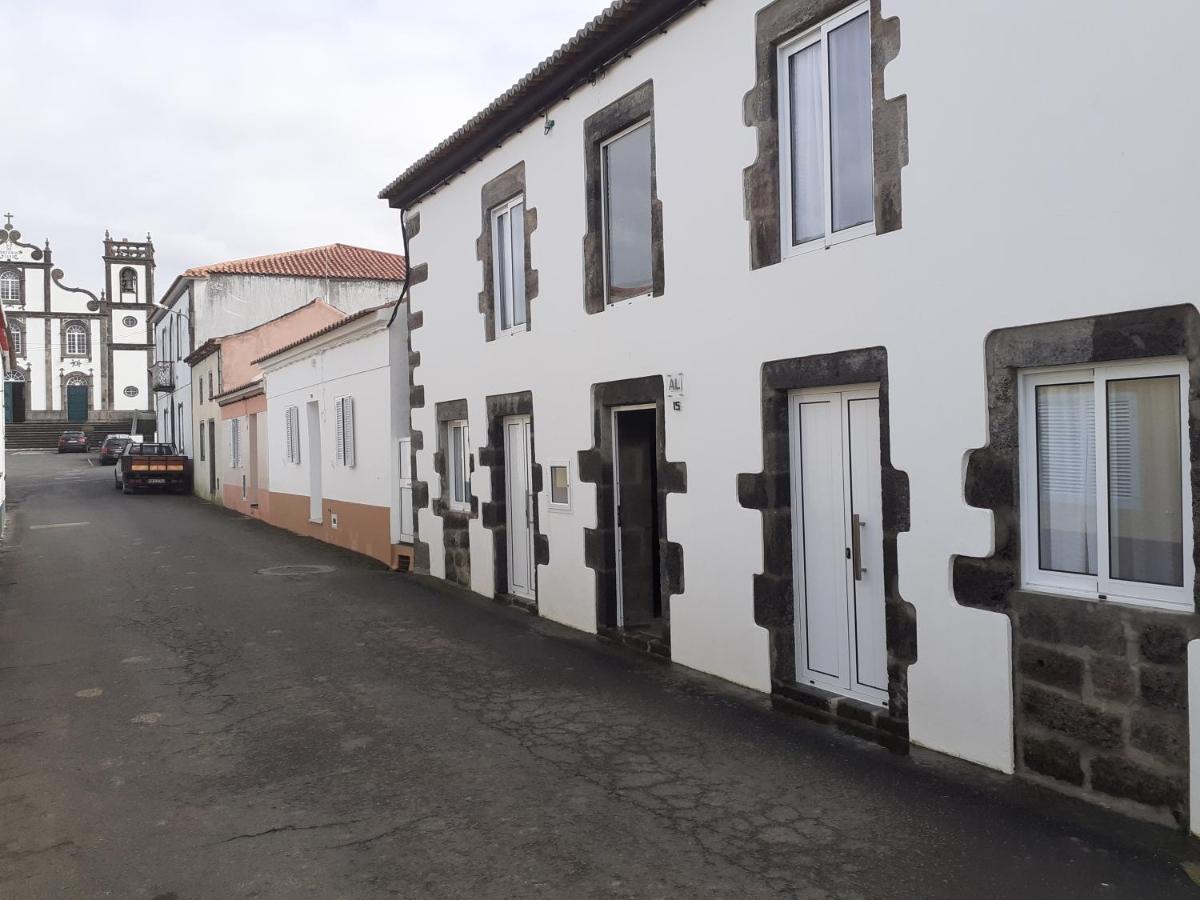 Basaltic Guest House Achadinha Bagian luar foto