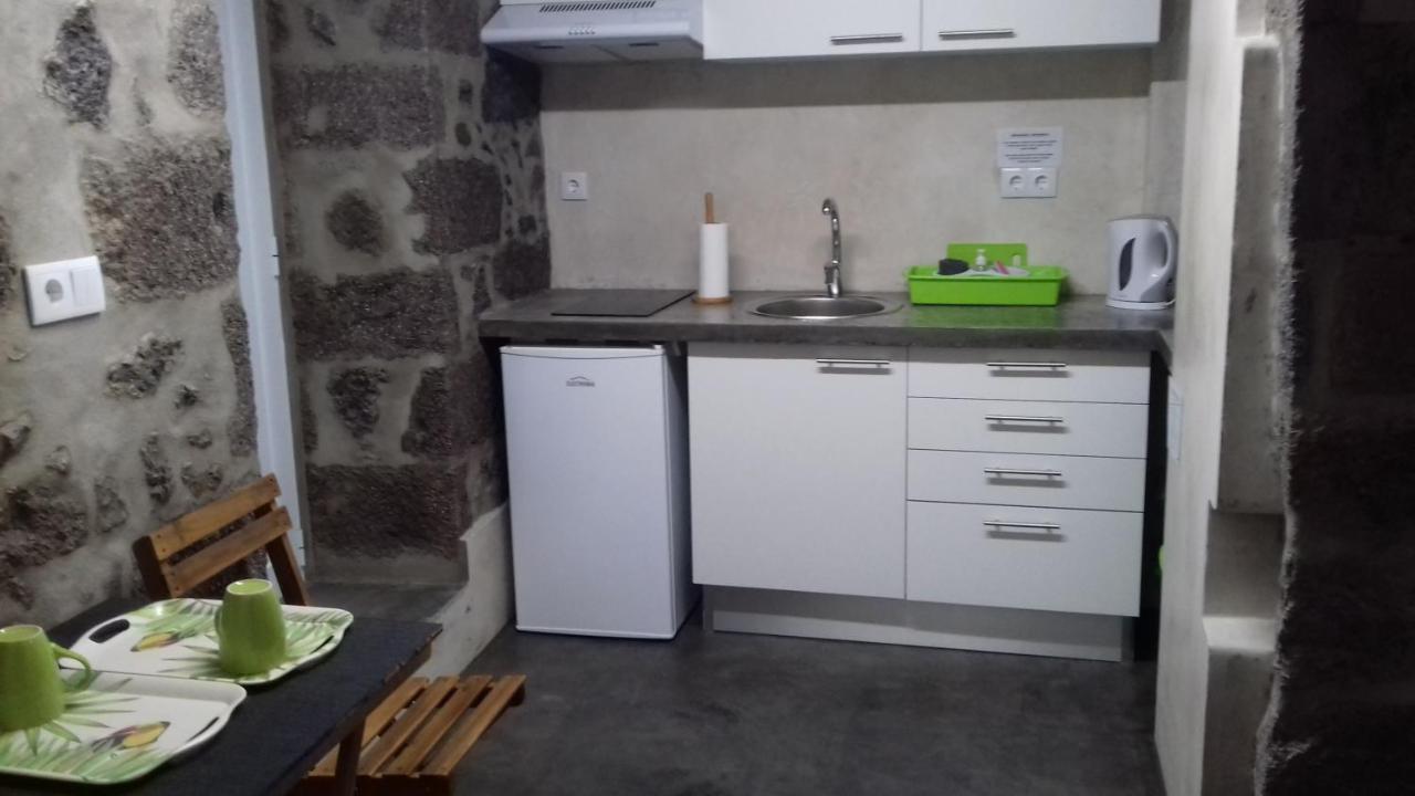 Basaltic Guest House Achadinha Bagian luar foto