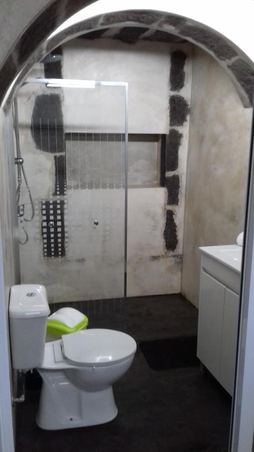 Basaltic Guest House Achadinha Bagian luar foto