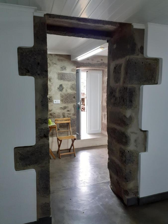 Basaltic Guest House Achadinha Bagian luar foto